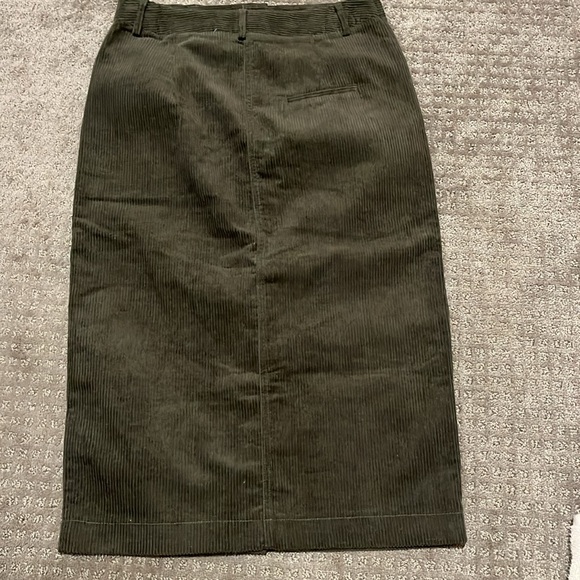 Corduroy skirt - Picture 4 of 5